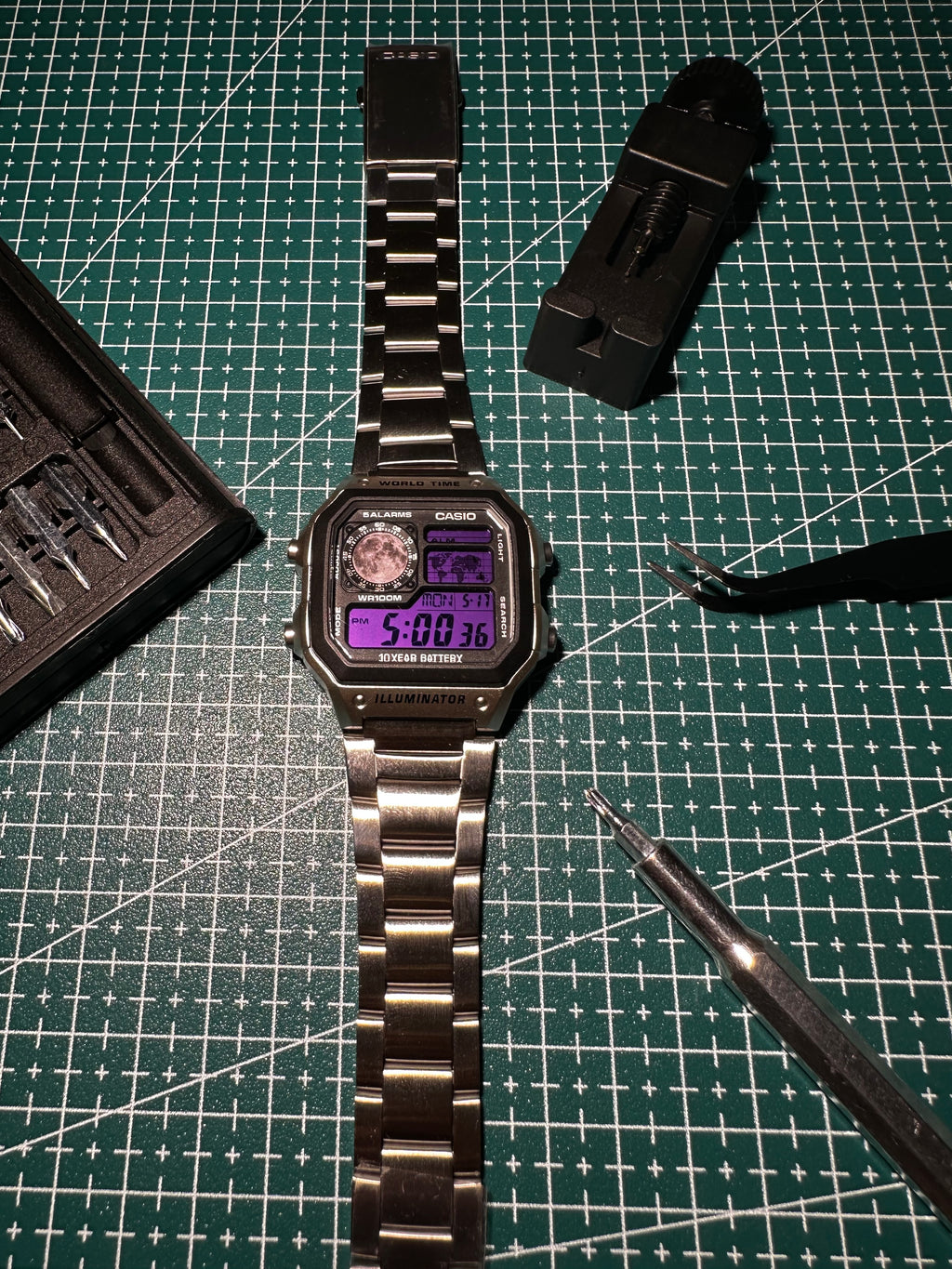 Casio Royale “Purple Moon”