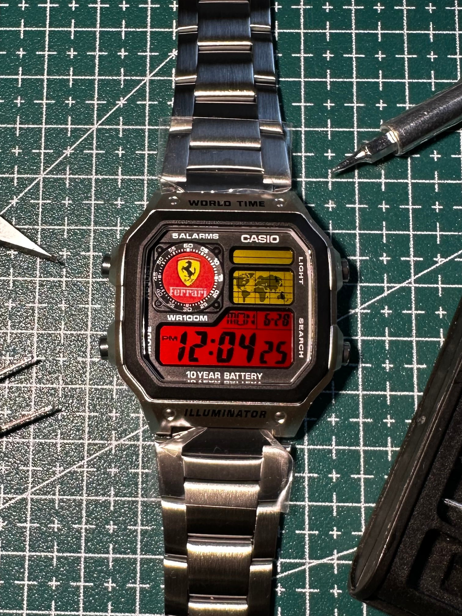 Casio Royale “Ferrari”