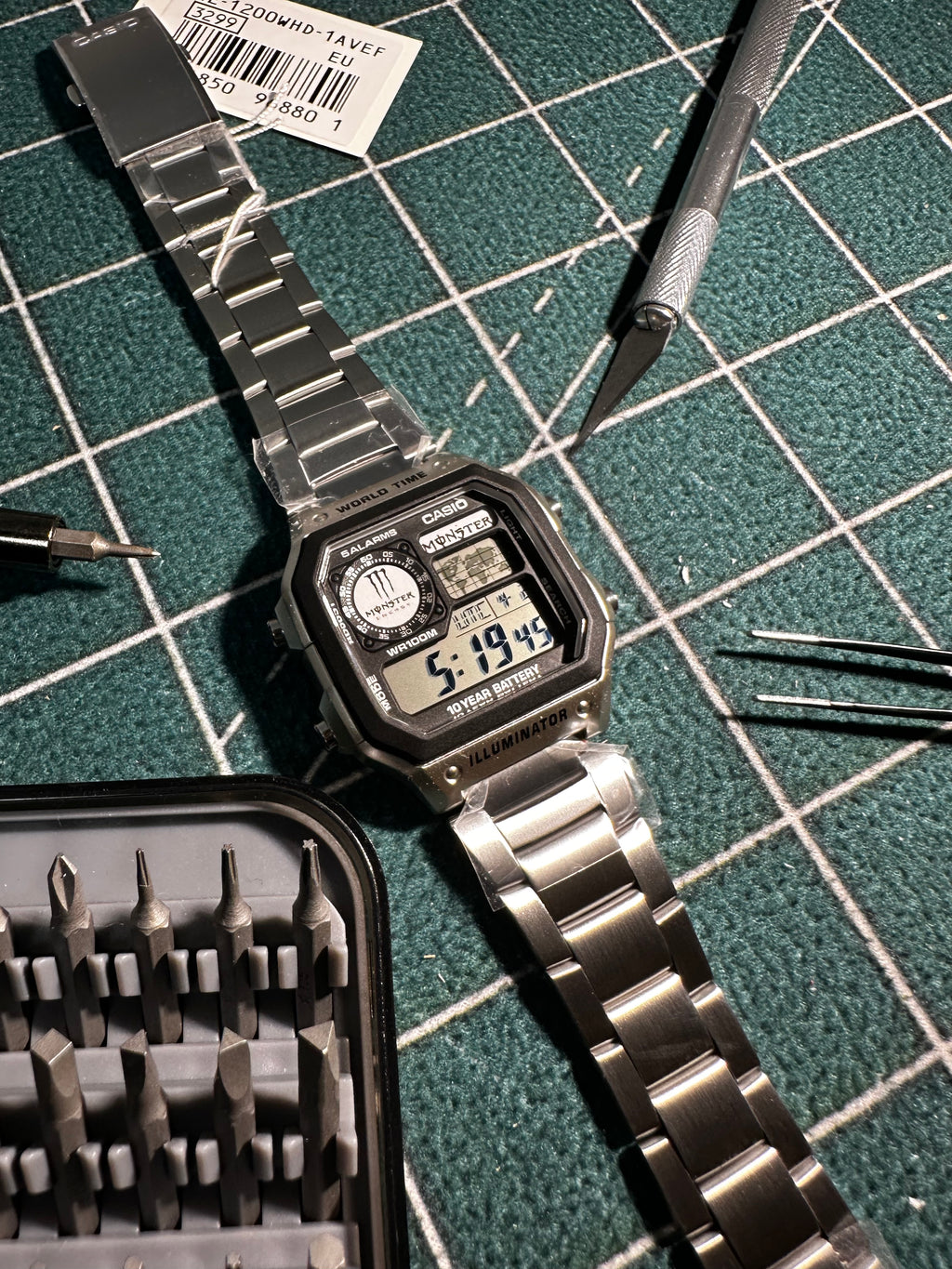 Casio Royale “White Monster”