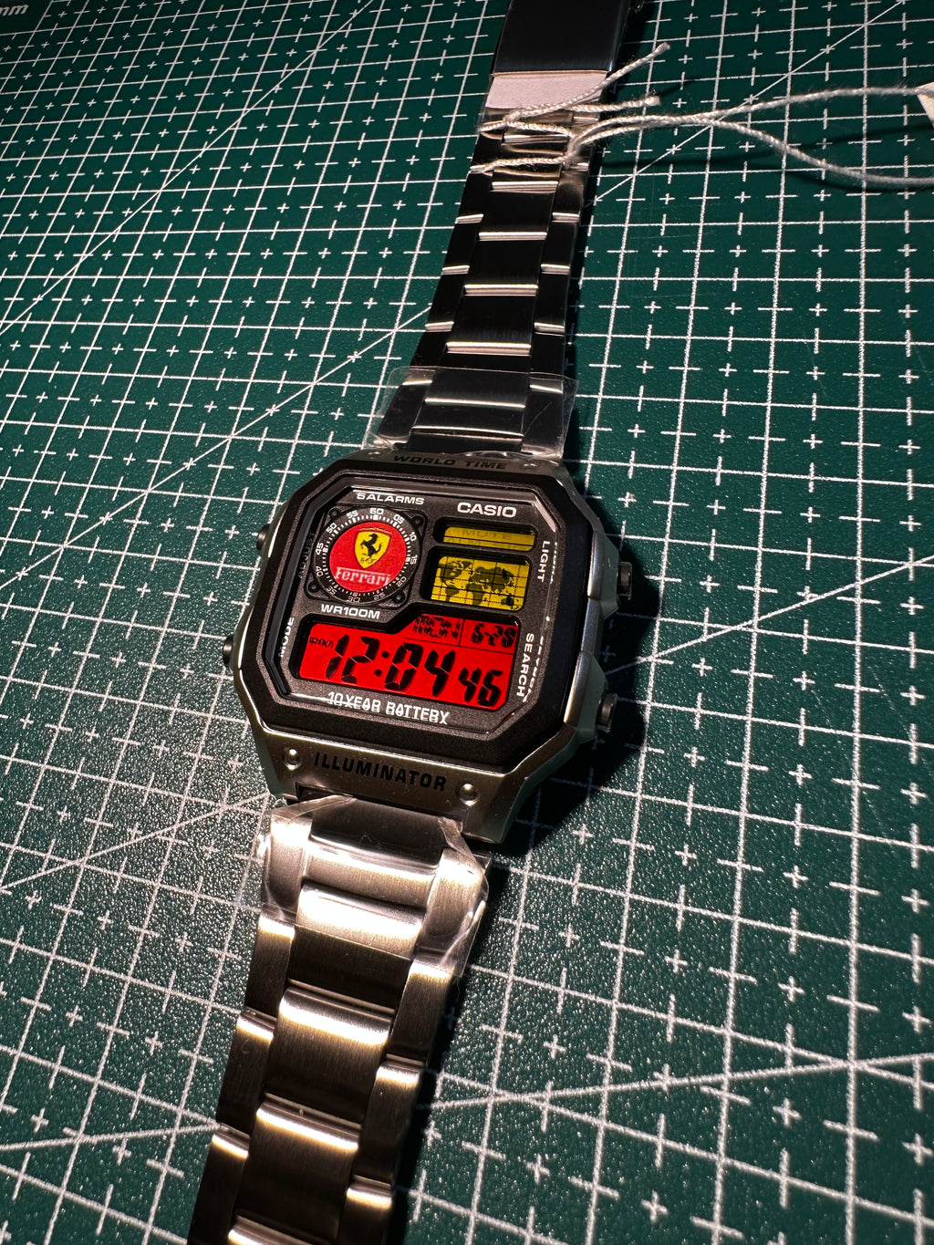 Casio Royale “Ferrari”