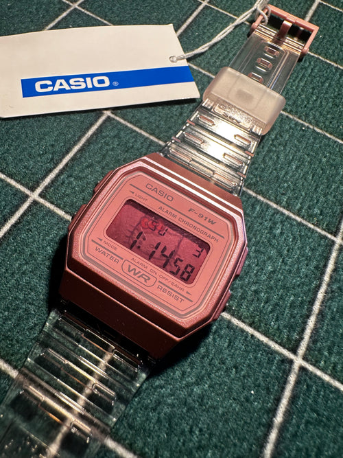 Casio F-91W Hello Kitty