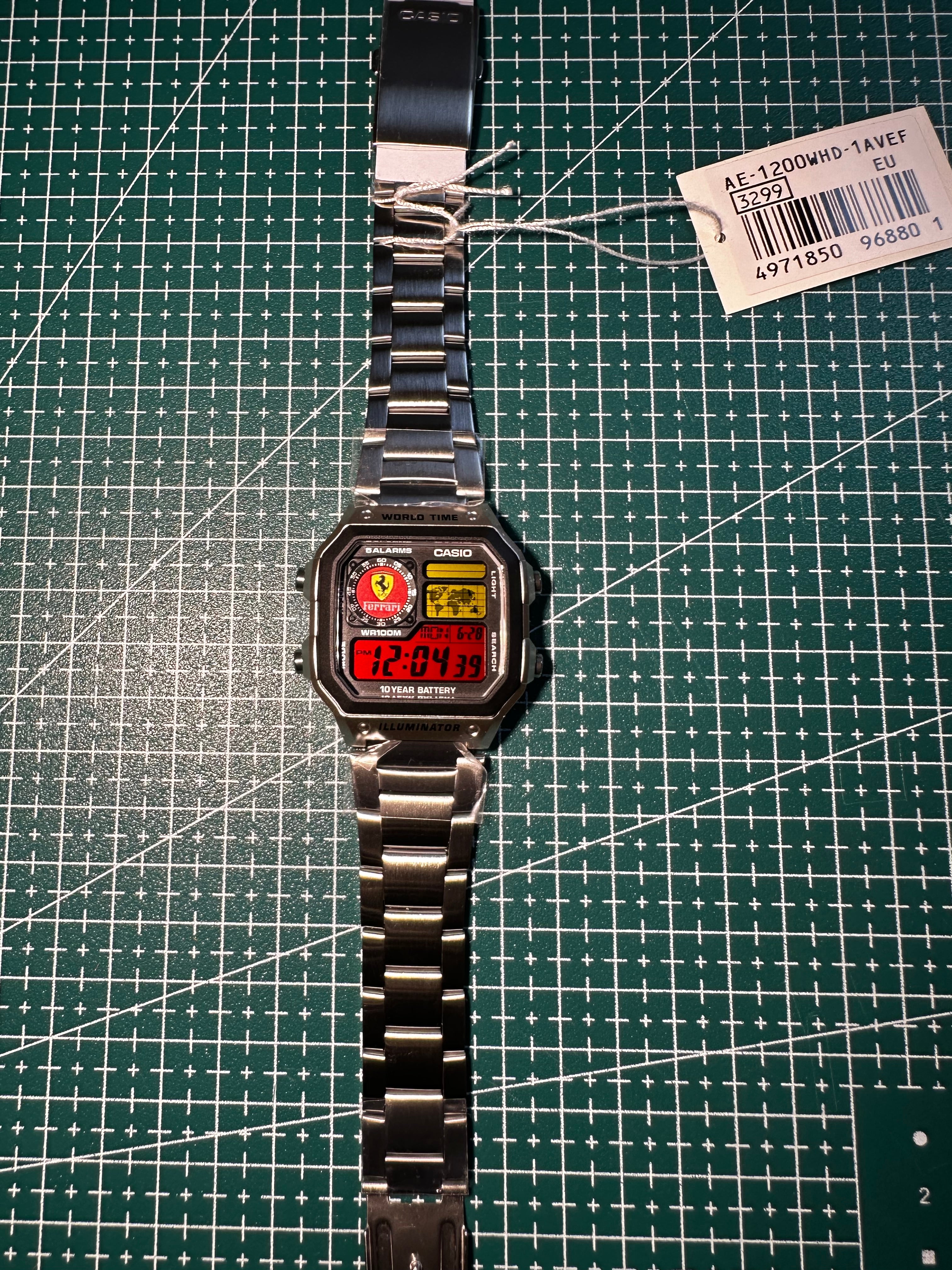 Casio Royale “Ferrari”