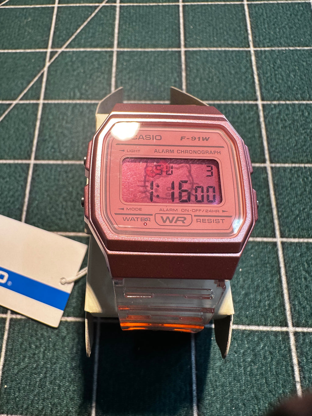Casio F-91W Hello Kitty