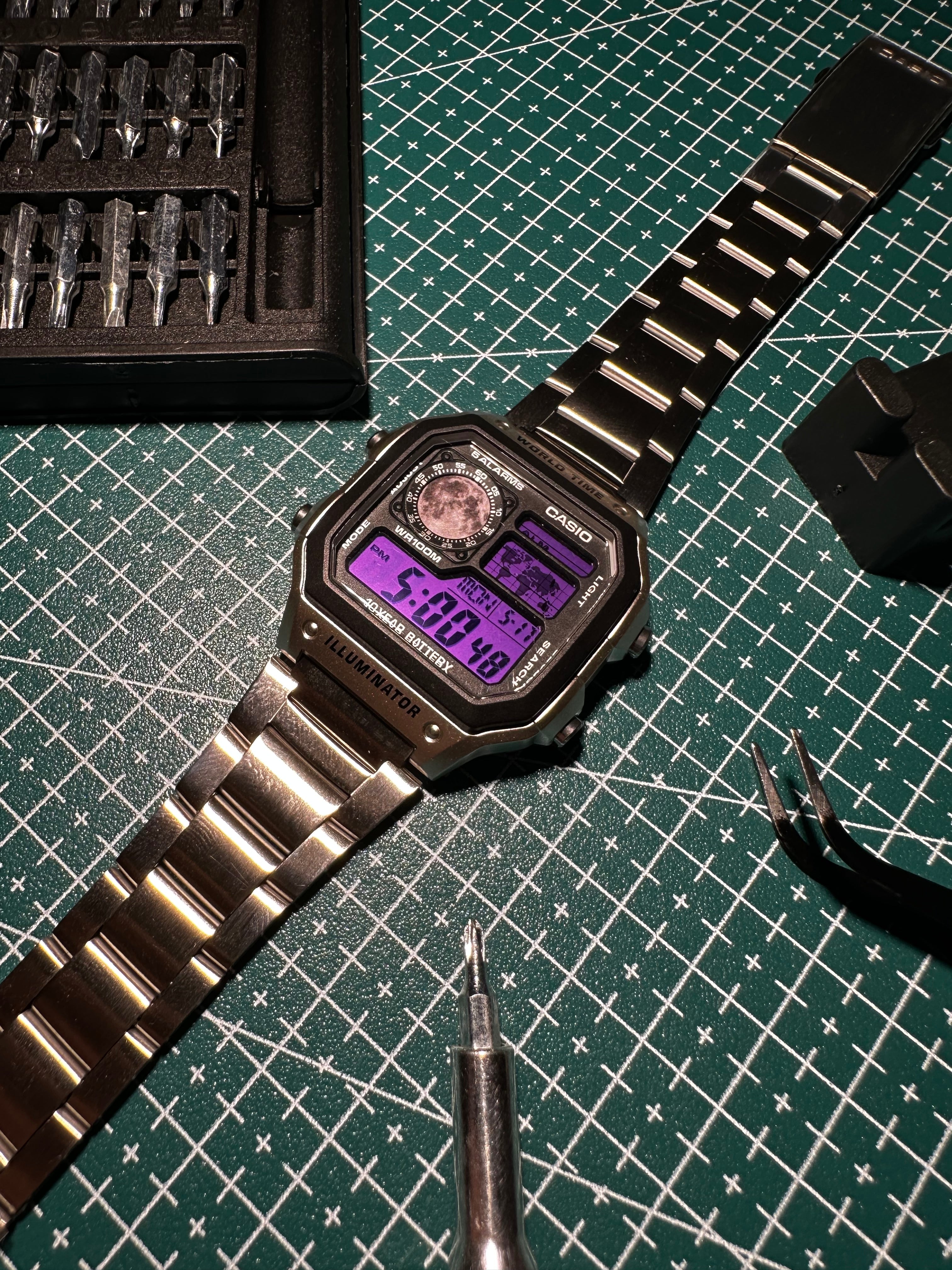 Casio Royale “Purple Moon”